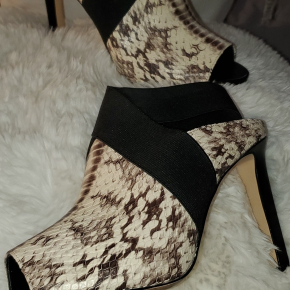Michael Kors heels - Picture 5 of 6